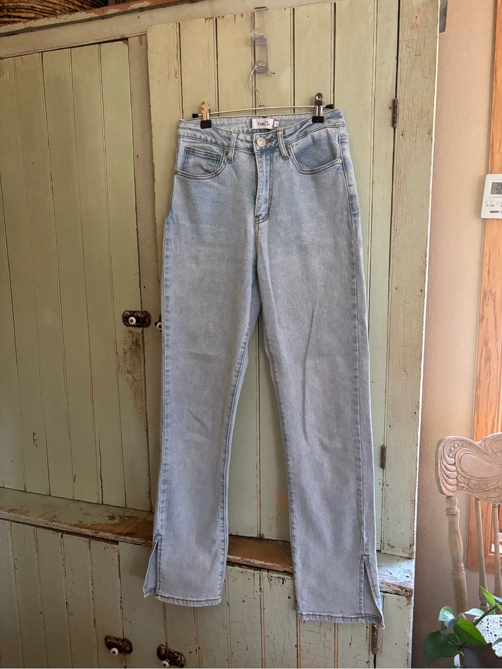 Women’s Light Blue Straight Leg Jeans with Hem Slits